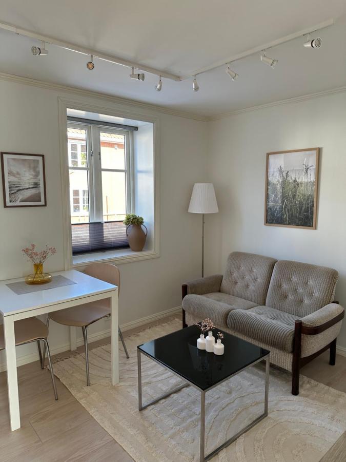 Cosy 2-Rooms Apartment In The City Center Tromsø Exteriör bild